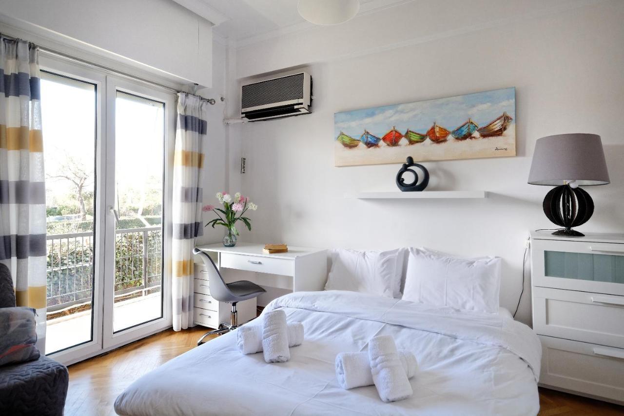 Glyfada Breeze Apartments Атина Екстериор снимка