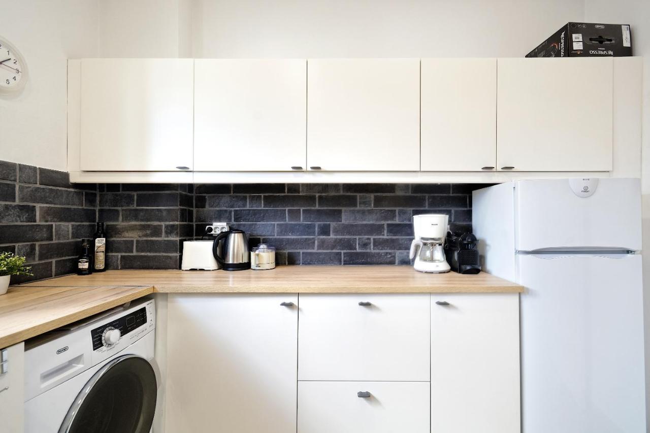 Glyfada Breeze Apartments Атина Екстериор снимка